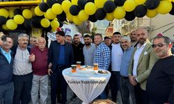 FETHİYE'DE MEŞHUR PEHLİVAN KOKEREÇ TÖRENLE AÇILDl