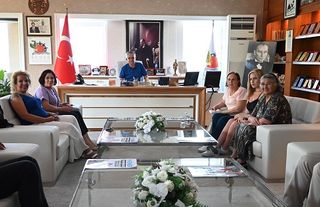 CHP KEMER KADIN KOLLARINDAN BAŞKAN TOPALOĞLU’NA ZİYARET