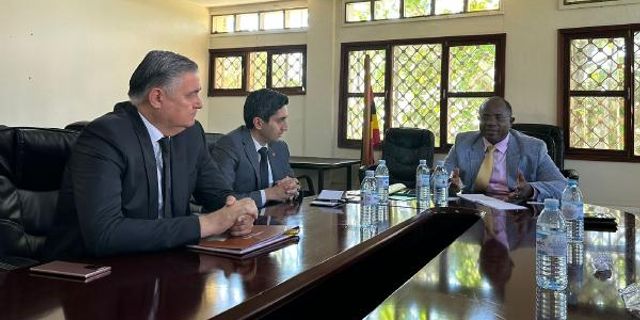 UGANDA'YA TİCARET KÖPRÜSÜ