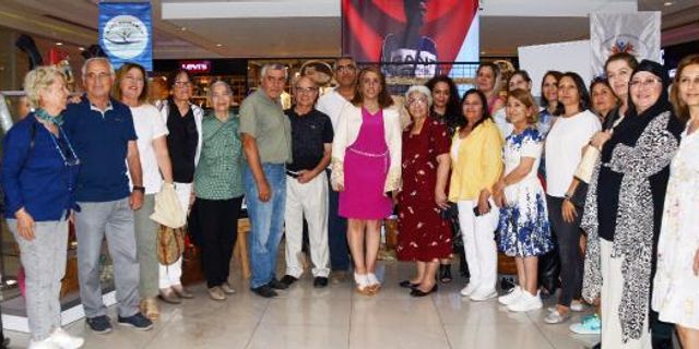 DERİDEN SANAT ESERLERİ ÜRETTİLER