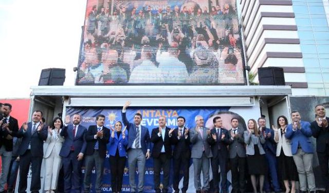 AK PARTİ ANTALYA'DA BAYRAMLAŞMA