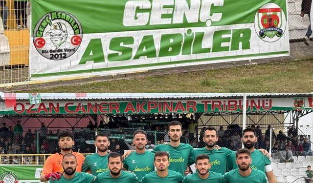 KAŞ KINIK SPORLU FUTBOLCULAR MAÇIN 2. YARISINDA MAÇA ÇIKMADI