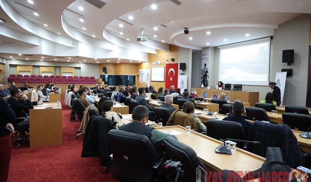 AKDENİZ BELEDİYELER BİRLİĞİ’NDEN KURAKÇIL PEYZAJ EĞİTİMİ