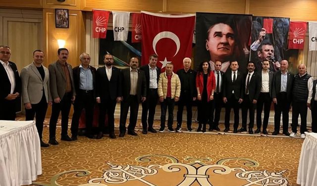 CHP'DEN İLÇE BAŞKANLARl TOPLANTISI