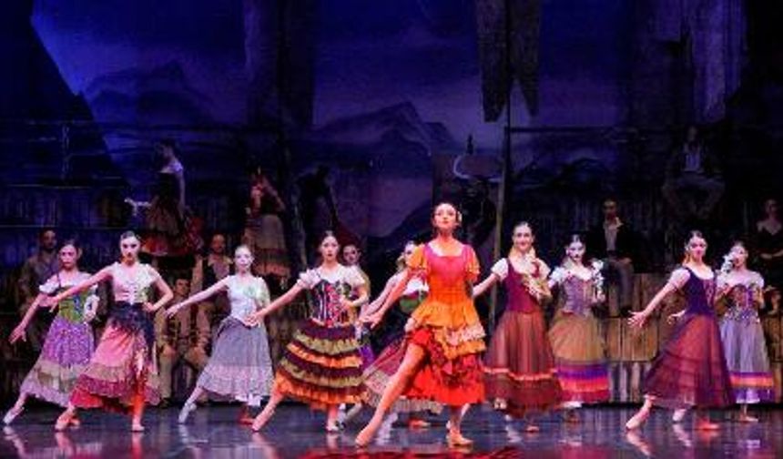 ‘CARMEN’E SON ALKIŞ