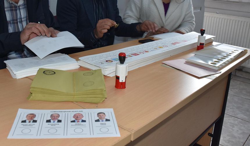 ANTALYA'DA OYLAR 4 ADRESTE TOPLANACAK