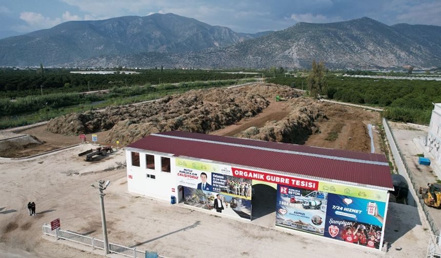 GERİ DÖNÜŞÜM ÇALIŞMALARINA DEVAM EDİYOR