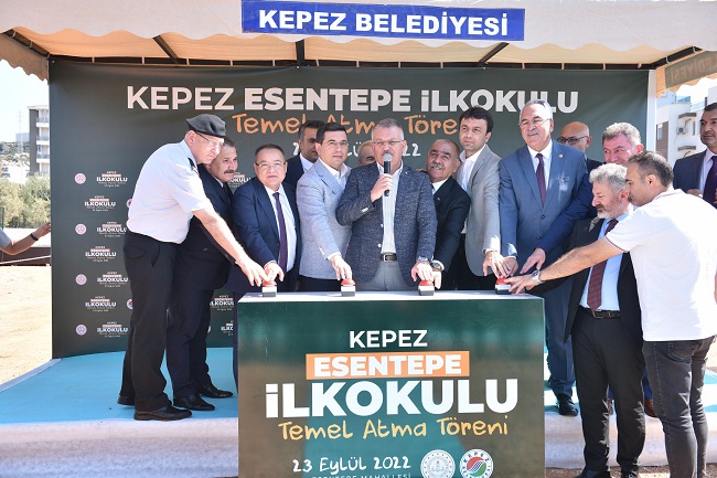 Kepezin-okul-yatiriminda-yuzu-guluyor_5
